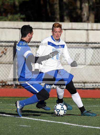 Thumbnail 1 in Bromfield vs. Hopedale (MIAA Division 4 Central Final) photogallery.