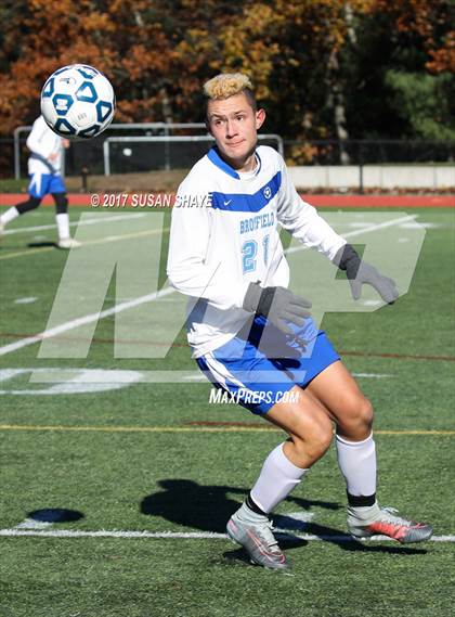 Thumbnail 2 in Bromfield vs. Hopedale (MIAA Division 4 Central Final) photogallery.