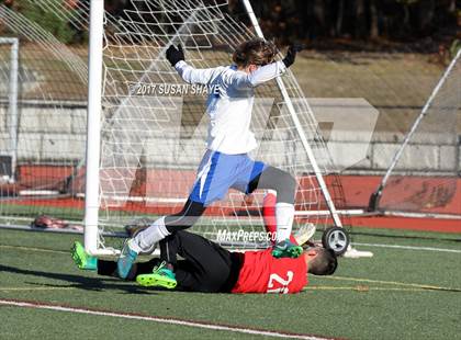Thumbnail 1 in Bromfield vs. Hopedale (MIAA Division 4 Central Final) photogallery.