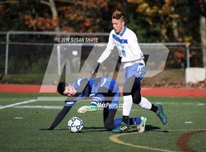 Thumbnail 2 in Bromfield vs. Hopedale (MIAA Division 4 Central Final) photogallery.
