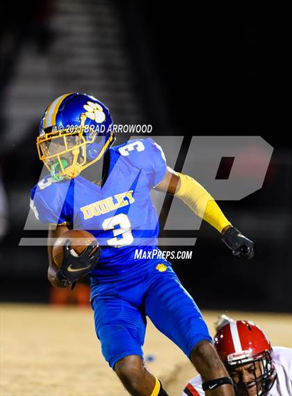 Thumbnail 2 in South Point @ Dudley (NCHSAA 3A Western Regional Final) photogallery.