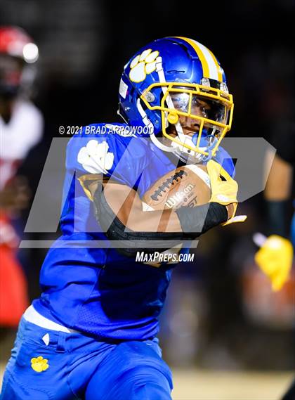 Thumbnail 1 in South Point @ Dudley (NCHSAA 3A Western Regional Final) photogallery.