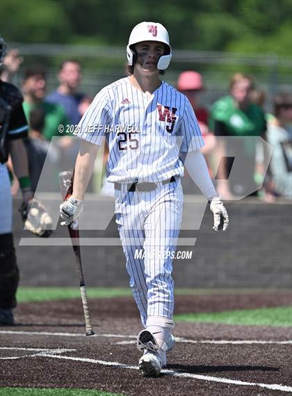 Thumbnail 2 in Mayfield vs. Walsh Jesuit (OHSAA D1 Regional Final) photogallery.