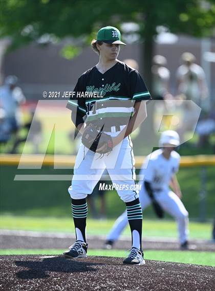 Thumbnail 1 in Mayfield vs. Walsh Jesuit (OHSAA D1 Regional Final) photogallery.