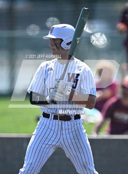 Thumbnail 1 in Mayfield vs. Walsh Jesuit (OHSAA D1 Regional Final) photogallery.