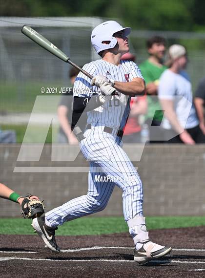Thumbnail 3 in Mayfield vs. Walsh Jesuit (OHSAA D1 Regional Final) photogallery.