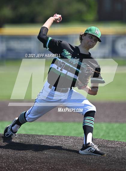 Thumbnail 3 in Mayfield vs. Walsh Jesuit (OHSAA D1 Regional Final) photogallery.
