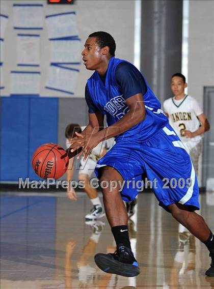Thumbnail 2 in Hogan vs. Vanden (Les Curry Invitational) photogallery.
