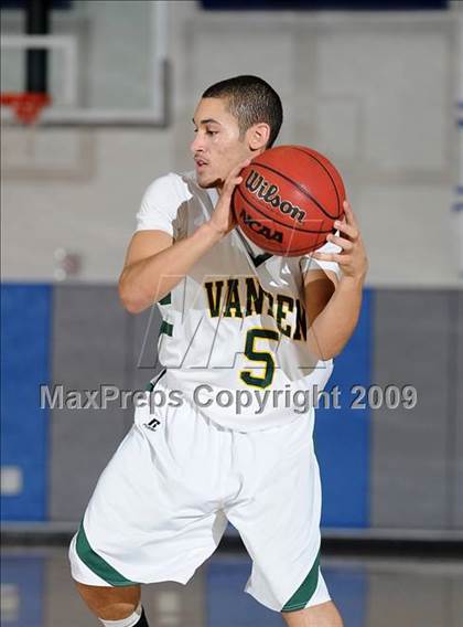 Thumbnail 1 in Hogan vs. Vanden (Les Curry Invitational) photogallery.