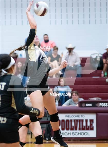 Thumbnail 2 in Millsap vs Post  photogallery.