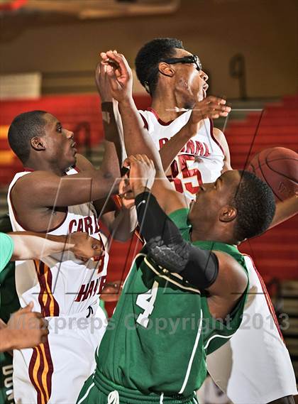 Thumbnail 2 in Cardinal Hayes vs. Dorsey (MaxPreps Holiday Classic) photogallery.