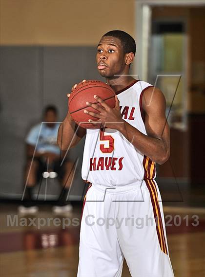 Thumbnail 1 in Cardinal Hayes vs. Dorsey (MaxPreps Holiday Classic) photogallery.