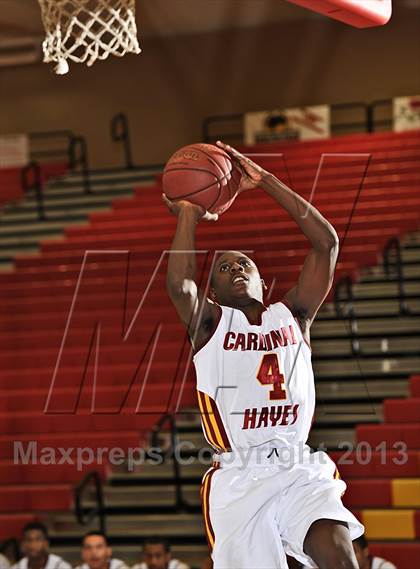 Thumbnail 2 in Cardinal Hayes vs. Dorsey (MaxPreps Holiday Classic) photogallery.