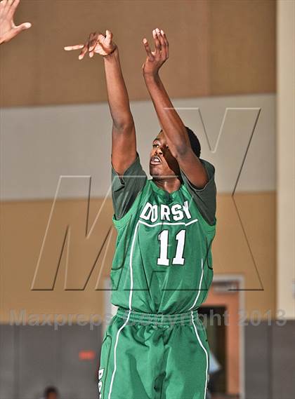 Thumbnail 1 in Cardinal Hayes vs. Dorsey (MaxPreps Holiday Classic) photogallery.