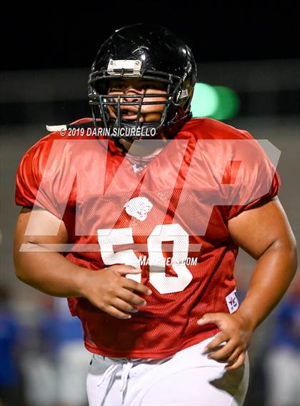 Thumbnail 1 in Desert Ridge vs. Mountain View Mesa (Scrimmage) photogallery.
