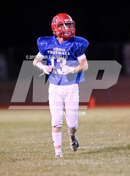 Thumbnail 1 in Desert Ridge vs. Mountain View Mesa (Scrimmage) photogallery.