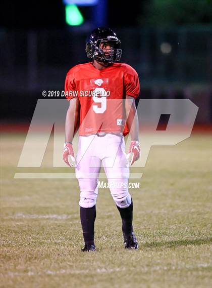Thumbnail 1 in Desert Ridge vs. Mountain View Mesa (Scrimmage) photogallery.