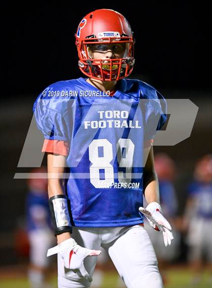 Thumbnail 1 in Desert Ridge vs. Mountain View Mesa (Scrimmage) photogallery.