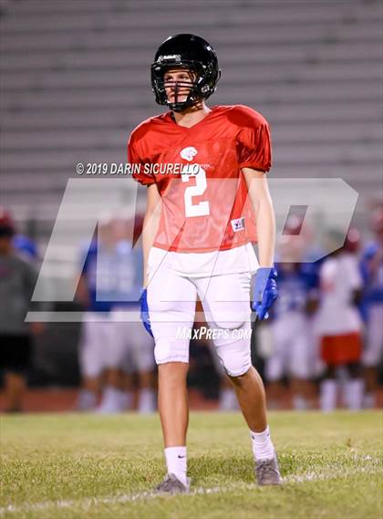 Thumbnail 3 in Desert Ridge vs. Mountain View Mesa (Scrimmage) photogallery.