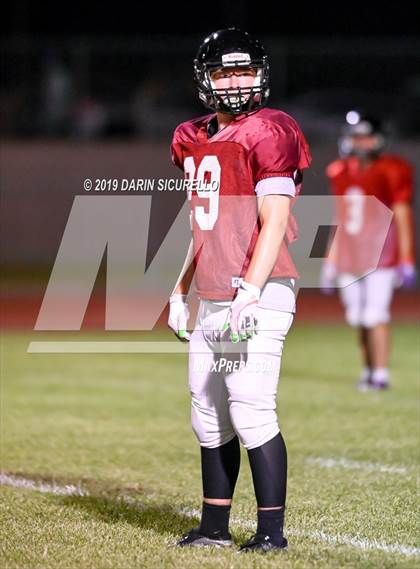 Thumbnail 1 in Desert Ridge vs. Mountain View Mesa (Scrimmage) photogallery.