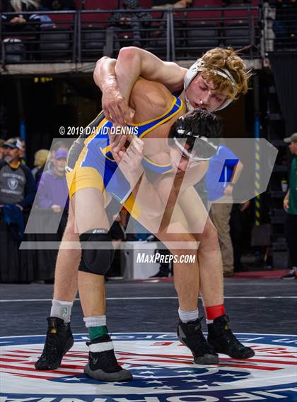 Thumbnail 1 in CIF State Boys Wrestling Championships (Round 1) photogallery.