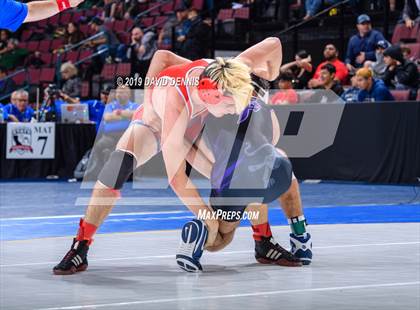 Thumbnail 3 in CIF State Boys Wrestling Championships (Round 1) photogallery.