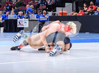 Thumbnail 2 in CIF State Boys Wrestling Championships (Round 1) photogallery.