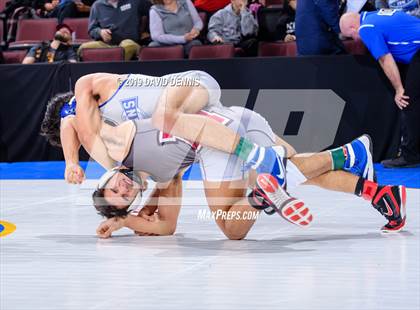 Thumbnail 3 in CIF State Boys Wrestling Championships (Round 1) photogallery.