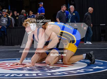 Thumbnail 3 in CIF State Boys Wrestling Championships (Round 1) photogallery.