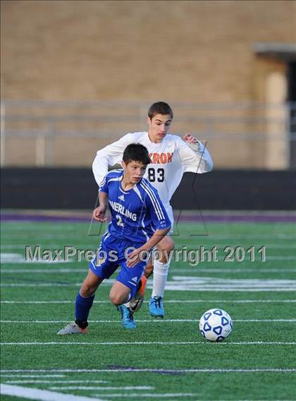 Thumbnail 2 in Akron vs Haverling (NYSPHSAA Class B Quarterfinal) photogallery.
