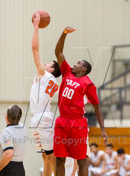 Thumbnail 1 in Taft @ Brandeis photogallery.