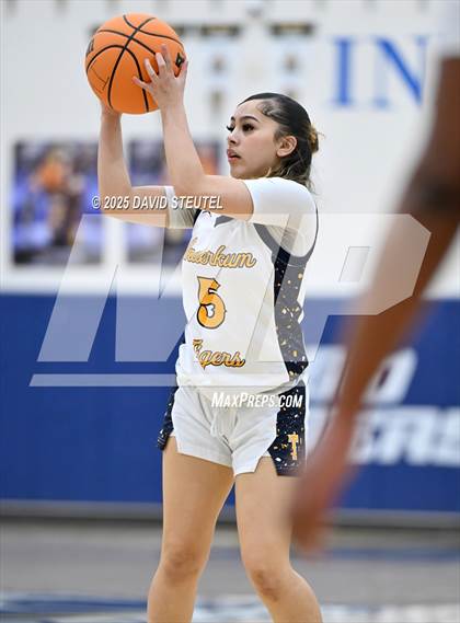 Thumbnail 1 in Ponderosa @ Inderkum photogallery.