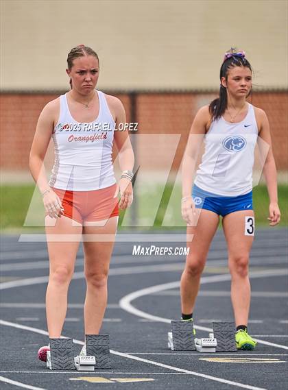 Thumbnail 1 in UIL 3A Track & Field District (300M Hurdles) photogallery.
