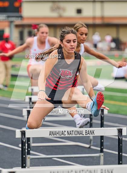 Thumbnail 3 in UIL 3A Track & Field District (300M Hurdles) photogallery.