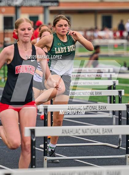 Thumbnail 3 in UIL 3A Track & Field District (300M Hurdles) photogallery.