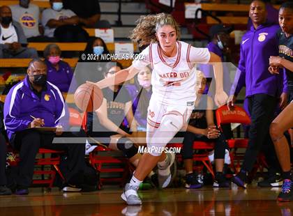 Thumbnail 3 in Lynwood vs. Mater Dei (CIF-SS Open Playoff) photogallery.
