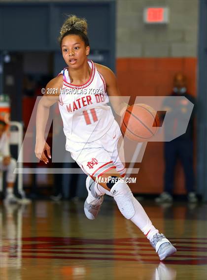 Thumbnail 1 in Lynwood vs. Mater Dei (CIF-SS Open Playoff) photogallery.