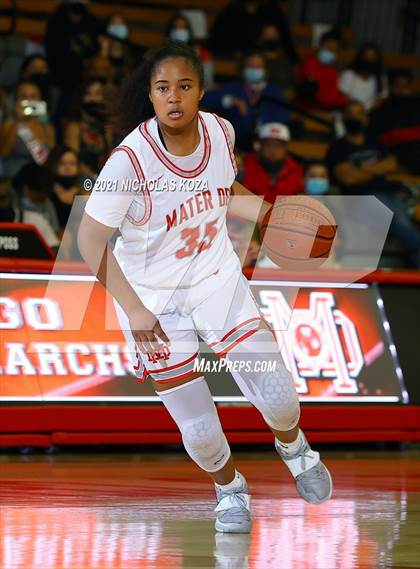 Thumbnail 2 in Lynwood vs. Mater Dei (CIF-SS Open Playoff) photogallery.