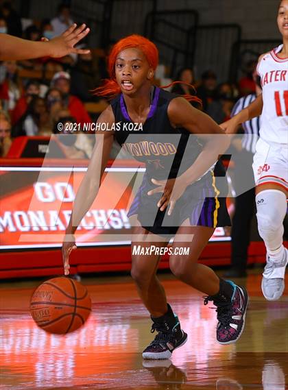 Thumbnail 1 in Lynwood vs. Mater Dei (CIF-SS Open Playoff) photogallery.
