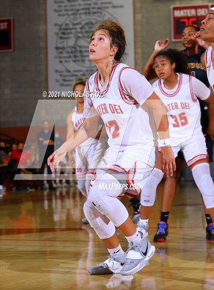 Thumbnail 1 in Lynwood vs. Mater Dei (CIF-SS Open Playoff) photogallery.