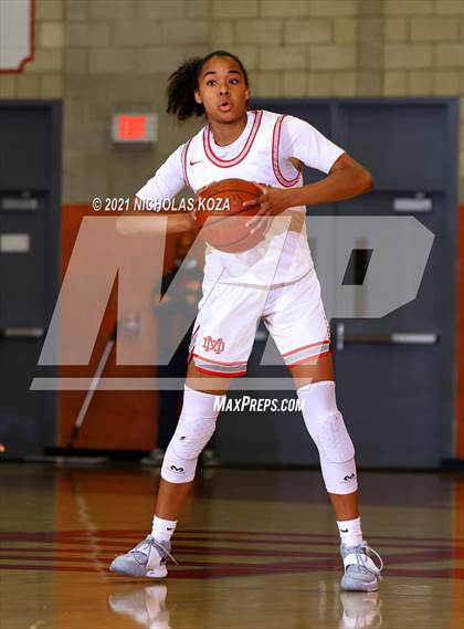 Thumbnail 2 in Lynwood vs. Mater Dei (CIF-SS Open Playoff) photogallery.