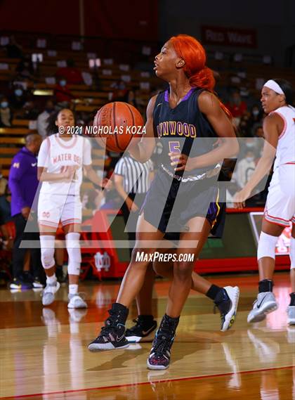 Thumbnail 3 in Lynwood vs. Mater Dei (CIF-SS Open Playoff) photogallery.