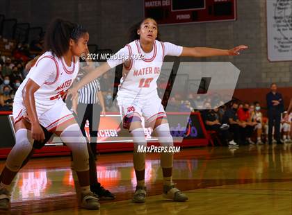 Thumbnail 2 in Lynwood vs. Mater Dei (CIF-SS Open Playoff) photogallery.