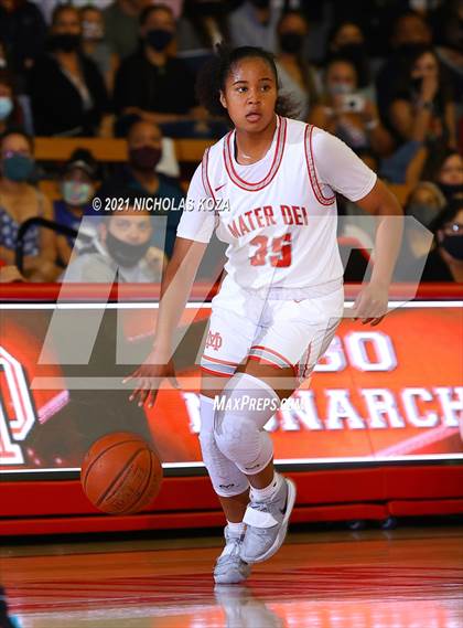Thumbnail 3 in Lynwood vs. Mater Dei (CIF-SS Open Playoff) photogallery.