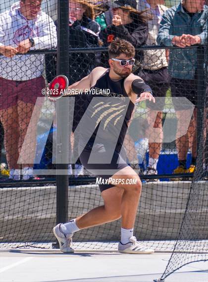 Thumbnail 2 in CHSAA 4A State Championships (Discus Final) photogallery.