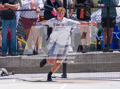Thumbnail 1 in CHSAA 4A State Championships (Discus Final) photogallery.