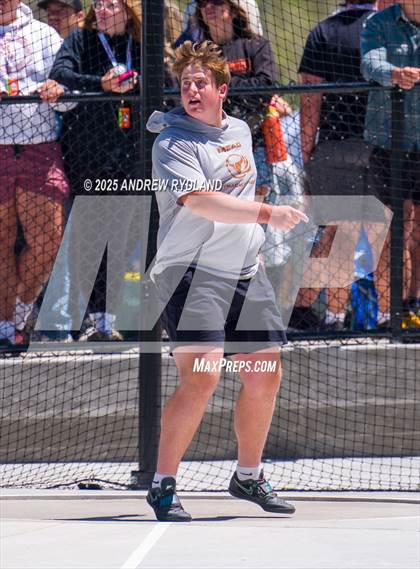 Thumbnail 1 in CHSAA 4A State Championships (Discus Final) photogallery.