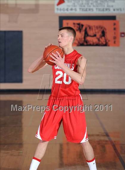 Thumbnail 3 in Webster vs. Luck photogallery.