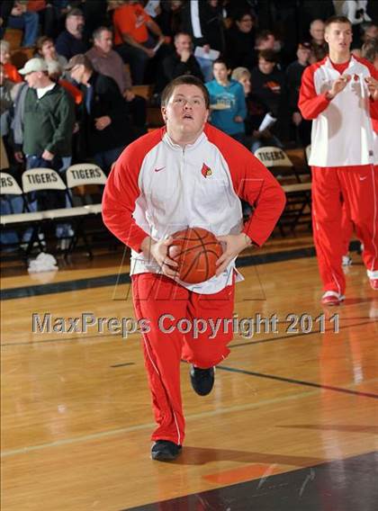 Thumbnail 2 in Webster vs. Luck photogallery.