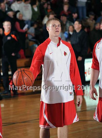 Thumbnail 3 in Webster vs. Luck photogallery.